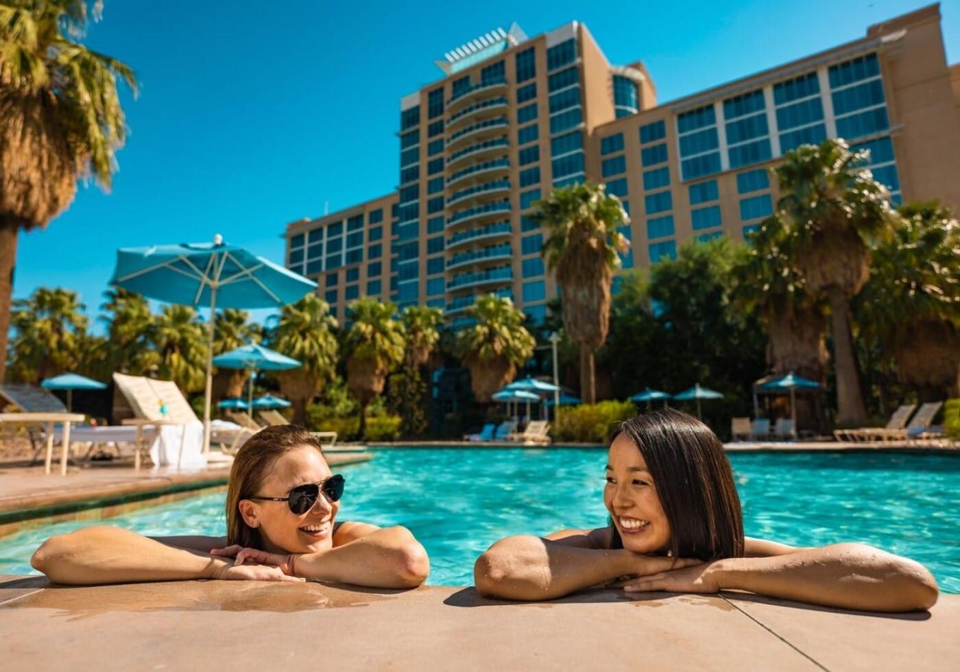 מלון Agua Caliente Casino רנצ'ו מיראז' מראה חיצוני תמונה